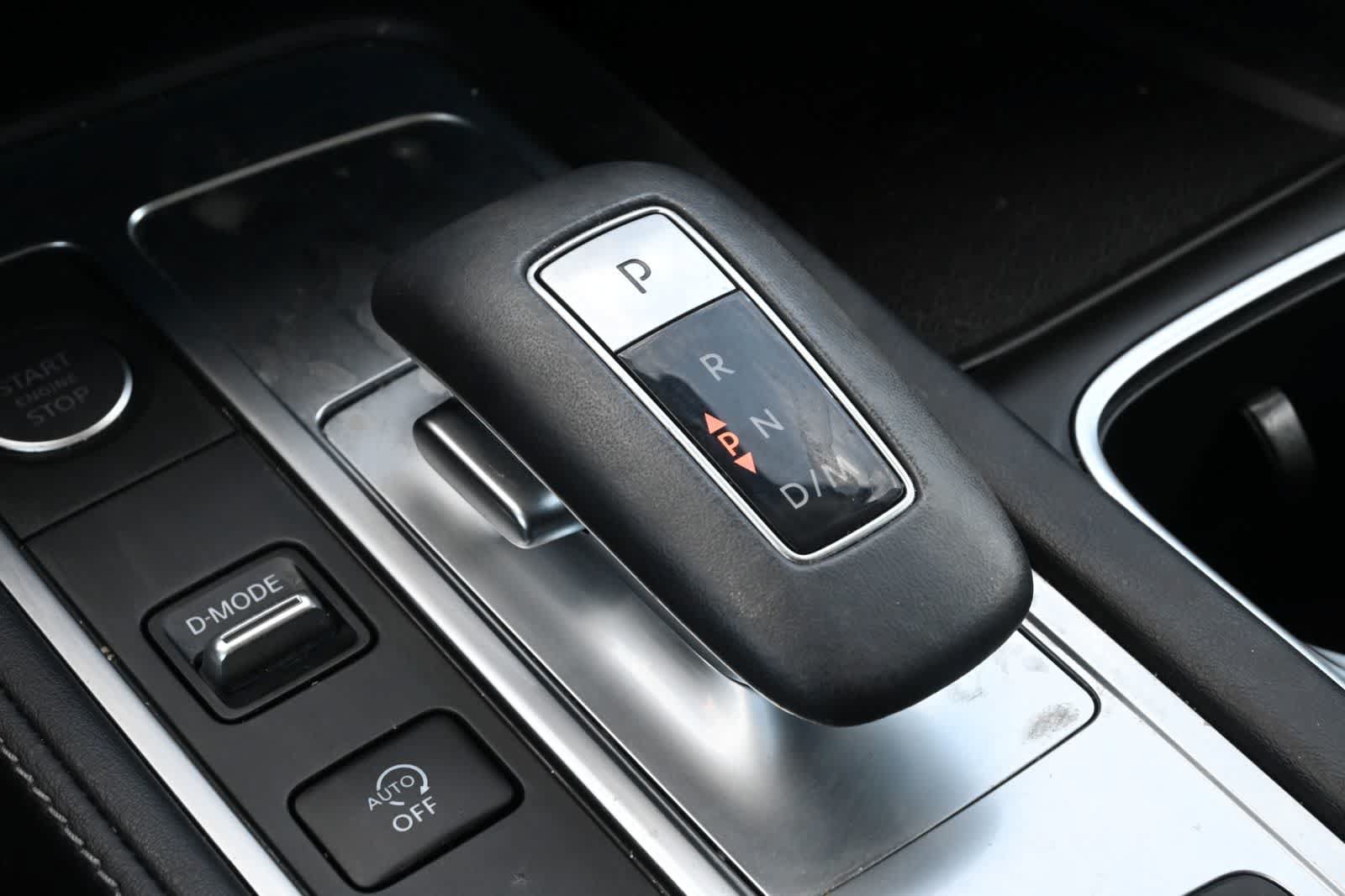 Certified 2025 INFINITI QX60 Luxe FWD image 13