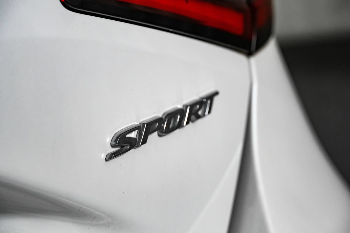 Used 2023 Honda Civic Sport image 42
