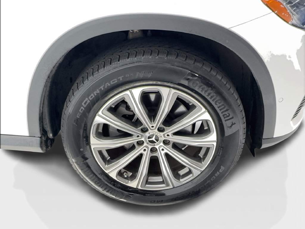 Used 2024 Mercedes-Benz GLC 300 image 16