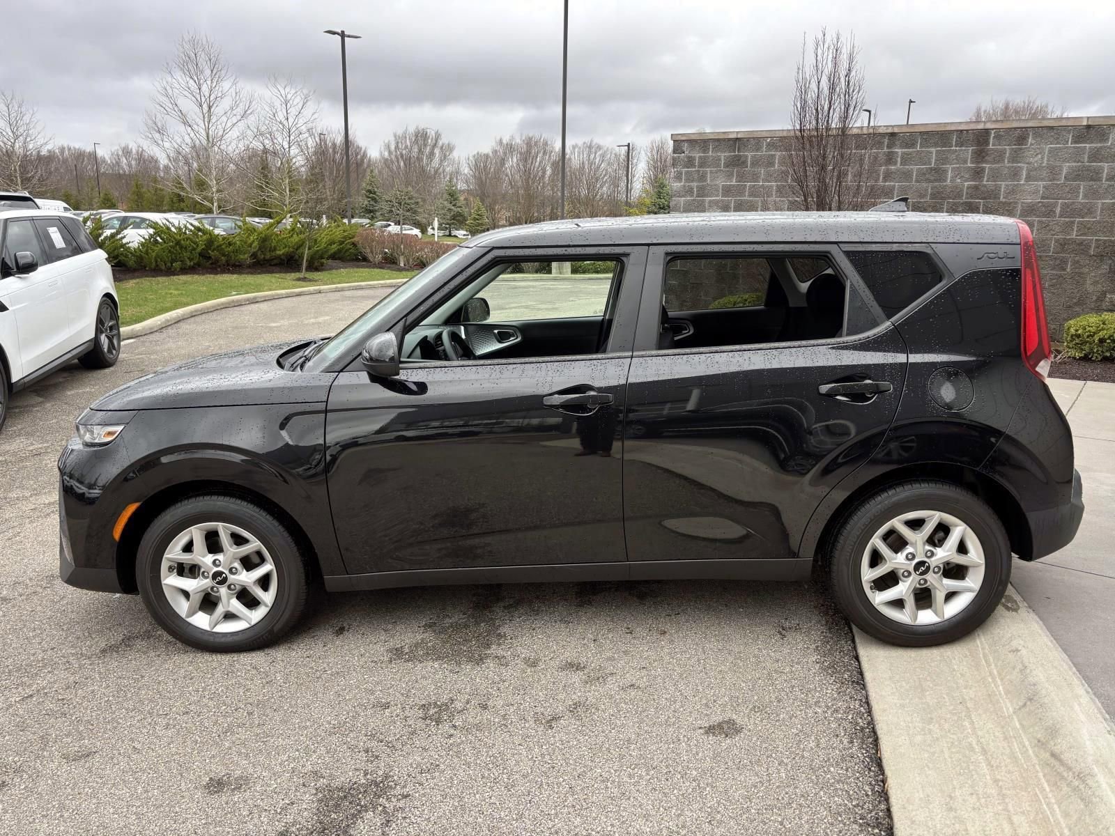 Used 2022 Kia Soul LX w/ Technology Package image 8