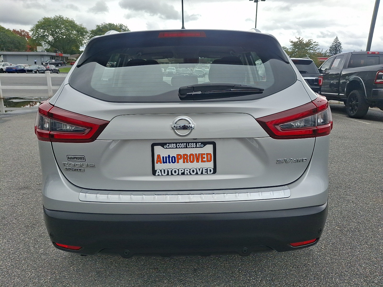 Used 2020 Nissan Rogue Sport SV w/ All-Weather Package AWD/4WD image 5
