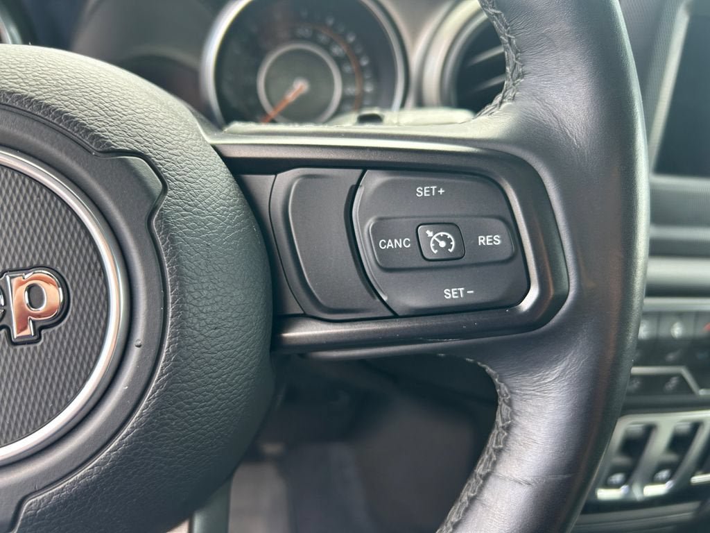 Used 2018 Jeep Wrangler Sport AWD/4WD image 16