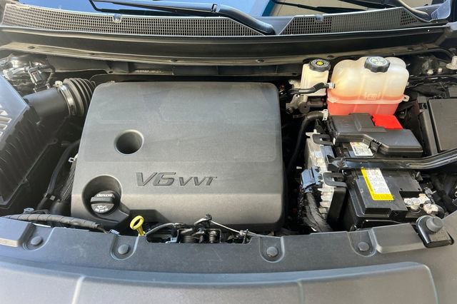 Used 2023 Chevrolet Traverse LT image 24