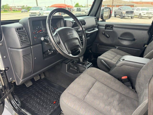 Used 2005 Jeep Wrangler X w/ Tire & Wheel Group (Ecco) AWD/4WD image 17