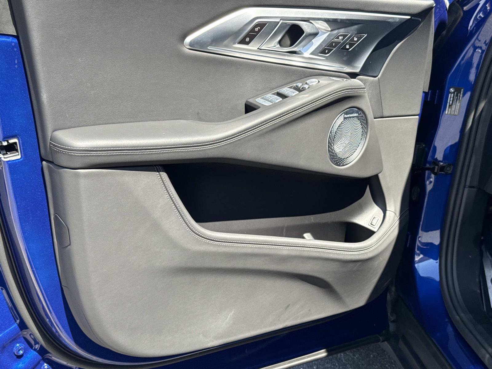 Used 2025 BMW XM image 18