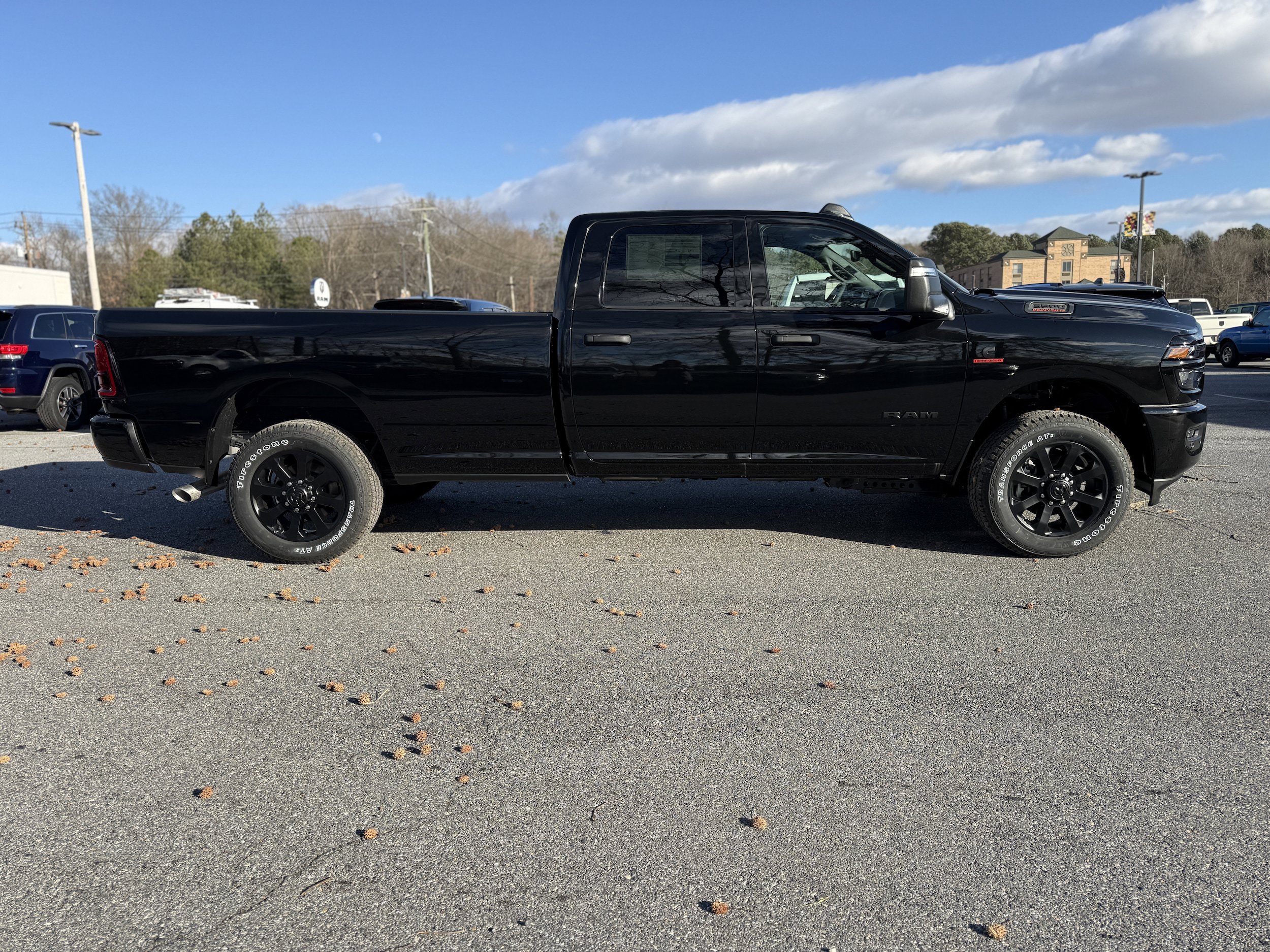 New 2026 RAM 3500 Big Horn AWD/4WD image 9
