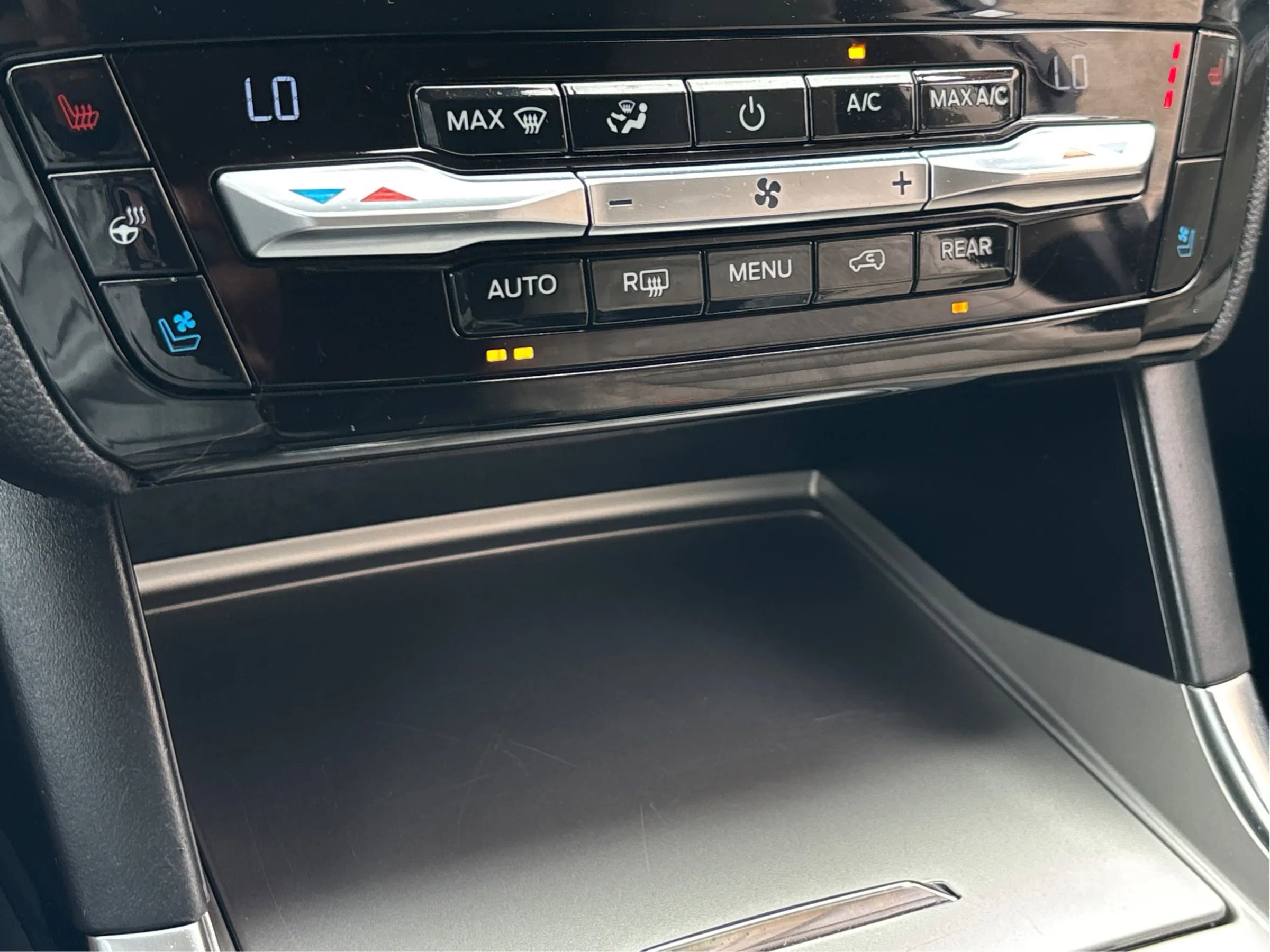 Used 2021 Ford Explorer Limited image 38