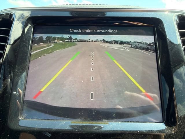 Used 2020 Jeep Cherokee Limited FWD image 28