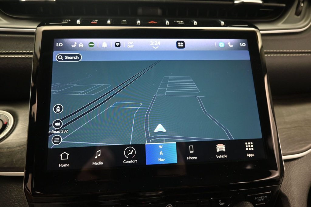 Used 2023 Jeep Grand Cherokee L Limited AWD/4WD image 29