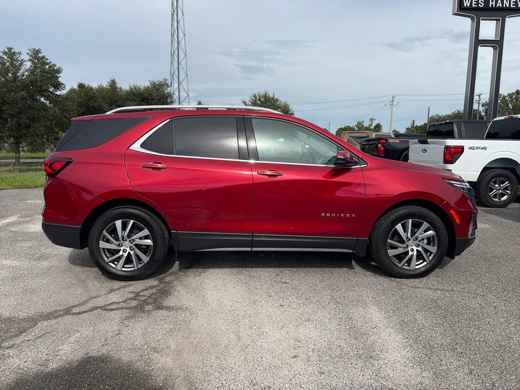 Used 2024 Chevrolet Equinox Premier w/ LPO, Floor Liner Package FWD image 8