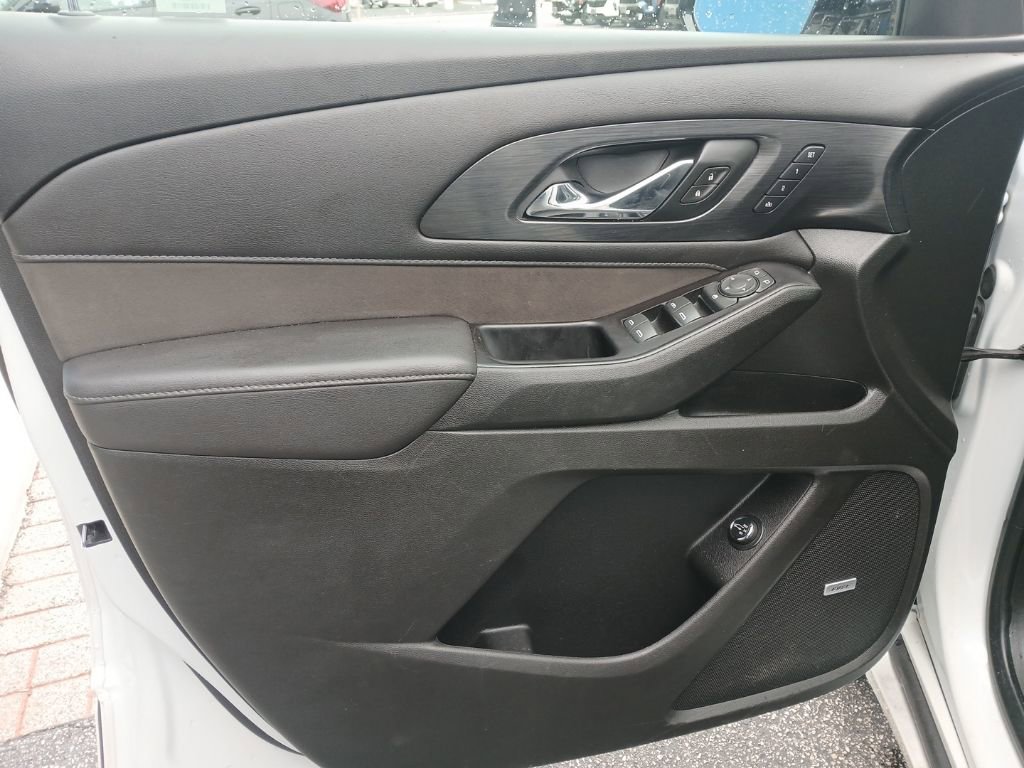 Certified 2020 Chevrolet Traverse High Country w/ LPO, Floor Liner Package AWD/4WD image 7