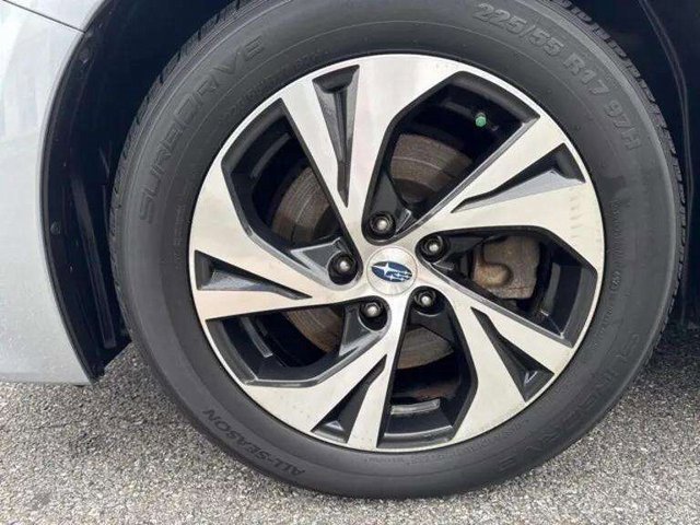 Used 2022 Subaru Legacy image 21
