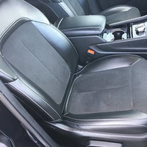 Used 2023 Jeep Grand Cherokee Altitude image 25