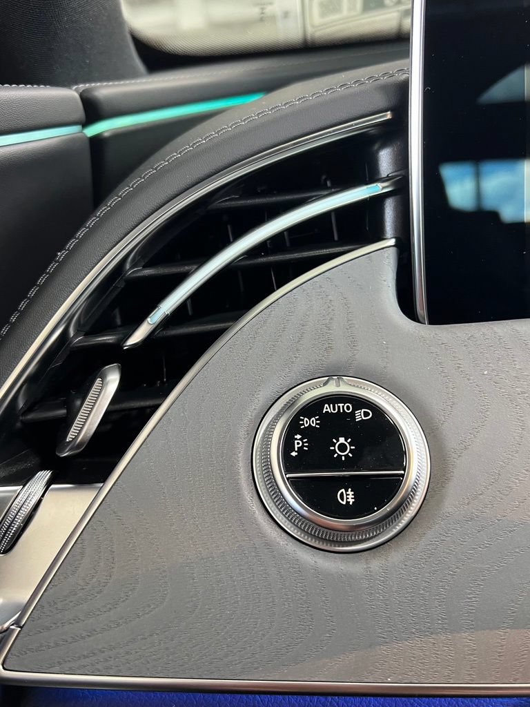 New 2026 Mercedes-Benz E 53 AMG e 4MATIC Sedan image 12