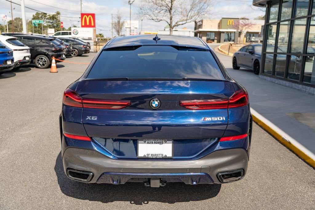 Used 2022 BMW X6 M50i w/ Executive Package image 5