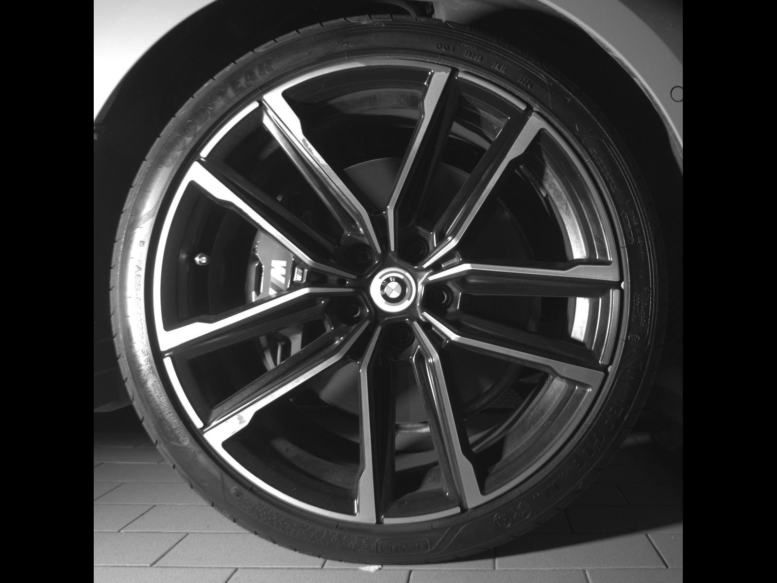 Used 2023 BMW M440i Convertible w/ Premium Package RWD image 10