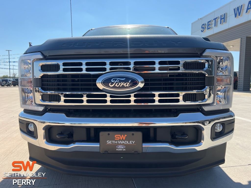 New 2026 Ford F250 XLT w/ FX4 Off-Road Package image 11