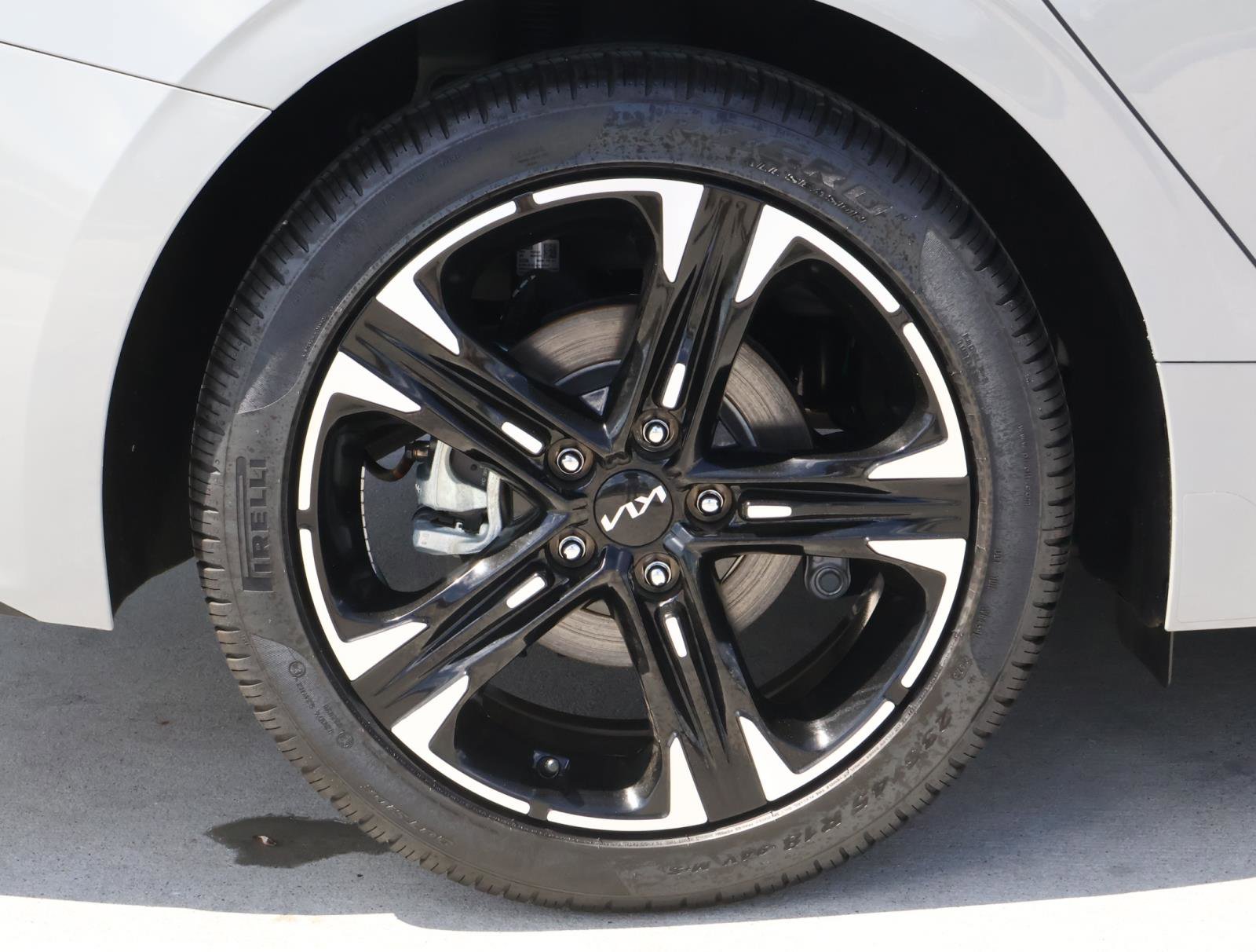 Used 2024 Kia K5 GT-Line image 8