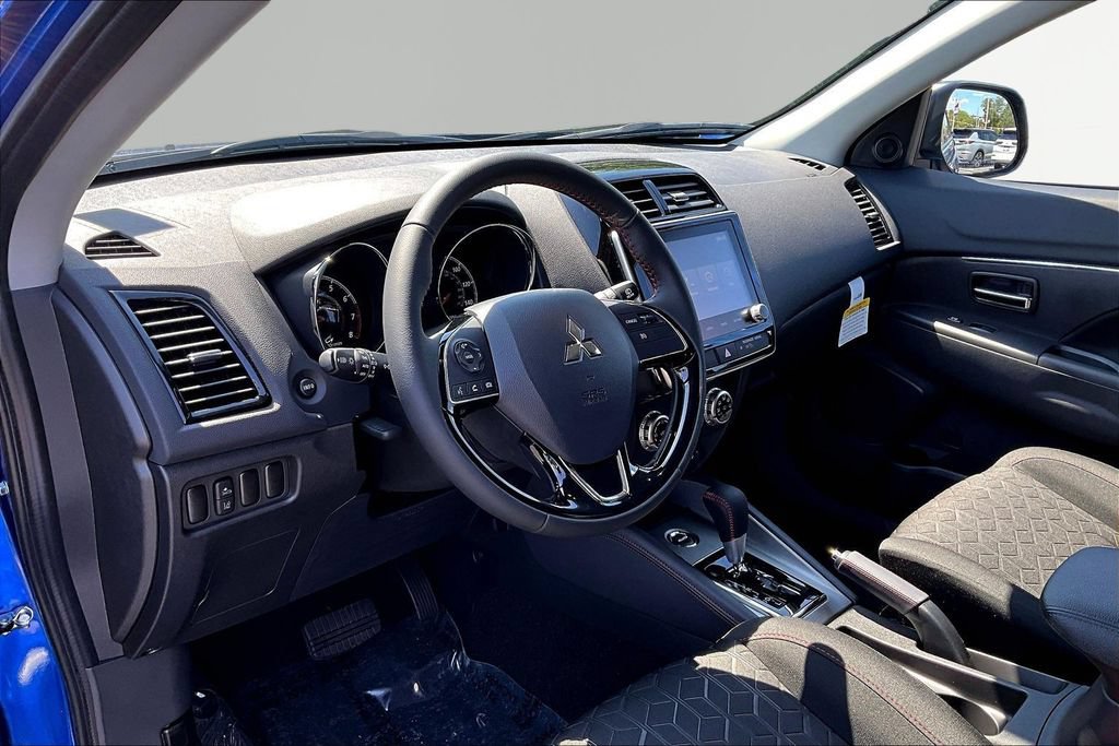 New 2027 Mitsubishi Outlander Sport LE AWD/4WD image 7