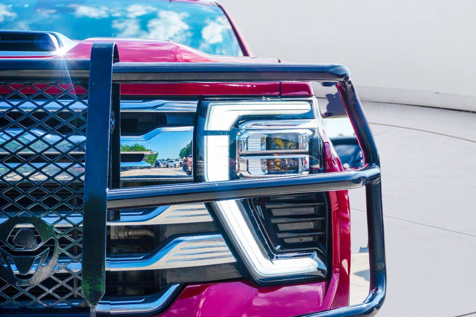 Used 2024 Chevrolet Silverado 3500 High Country w/ High Country Premium Package AWD/4WD image 6