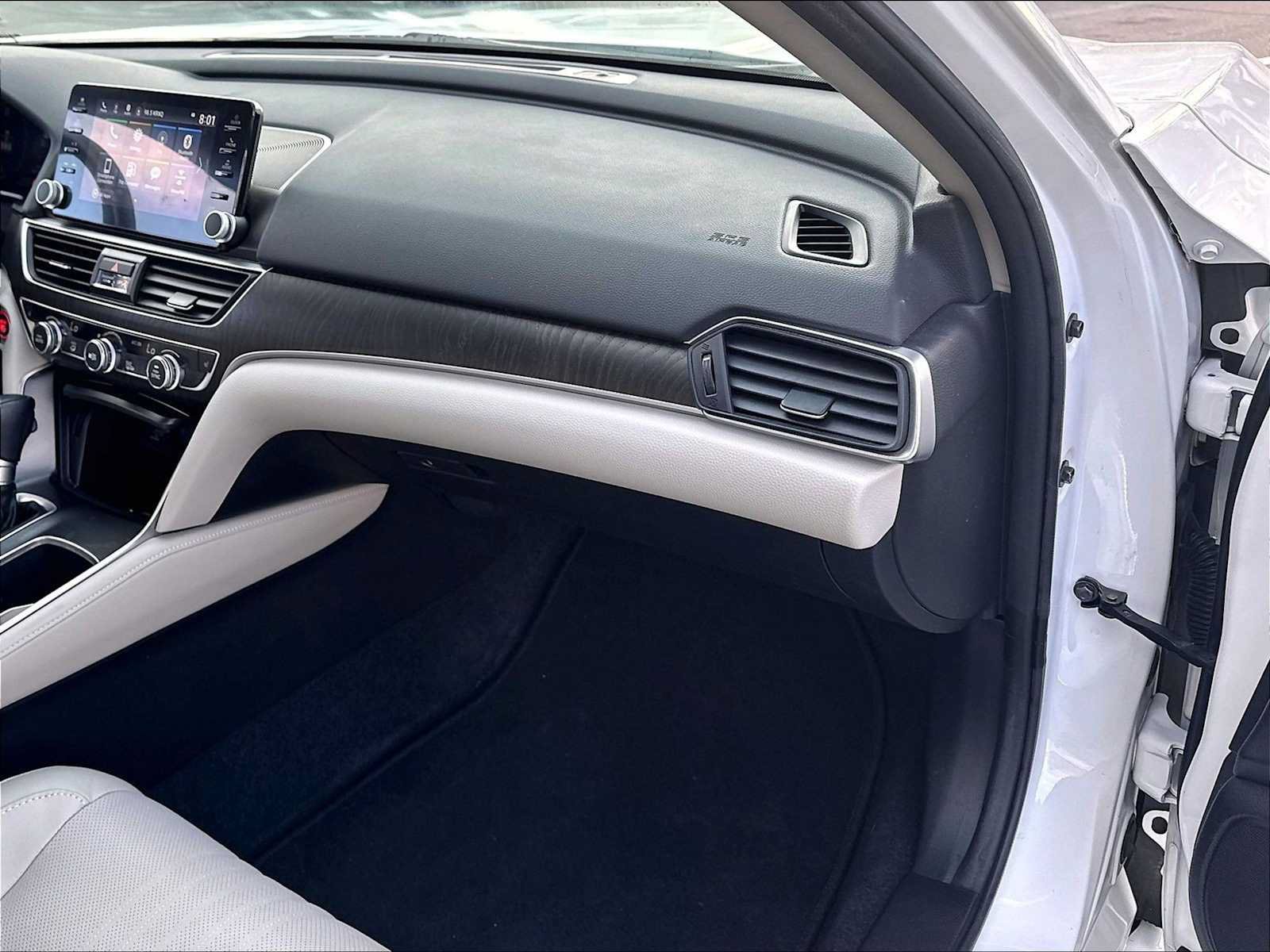 Used 2021 Honda Accord EX-L image 17