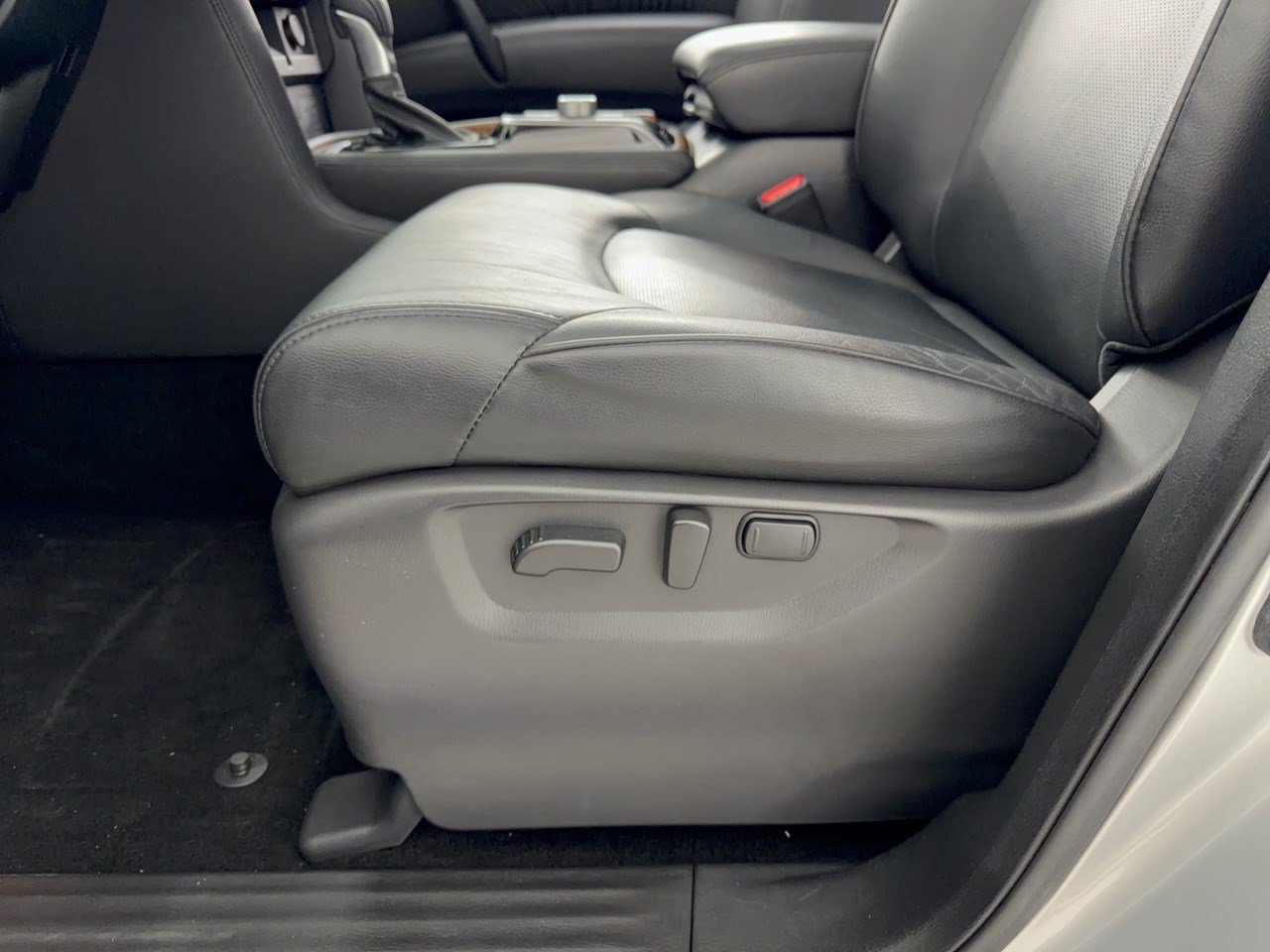 Used 2023 Nissan Armada SL w/ Cargo Package RWD image 16