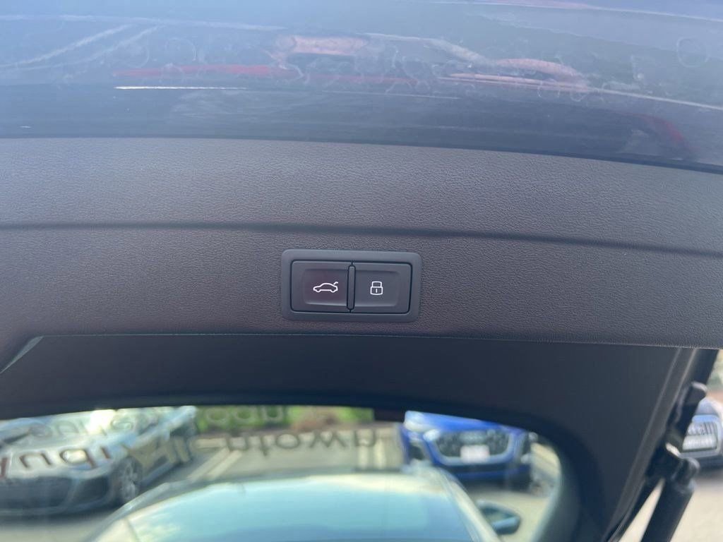 Used 2025 Audi A5 2.0T Premium Plus w/ Premium Plus image 8