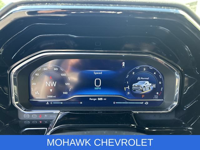 Used 2025 Chevrolet Silverado 1500 High Country w/ Technology Package AWD/4WD image 12