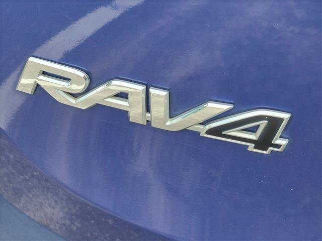 Used 2014 Toyota RAV4 LE FWD image 12