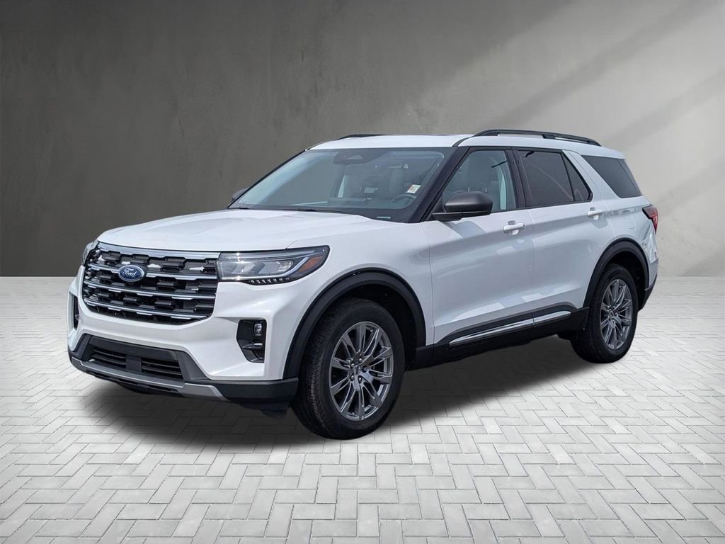 New 2025 Ford Explorer Active w/ Active Comfort Package AWD/4WD image 2