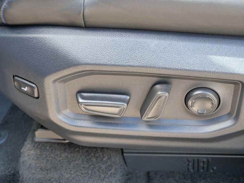 Used 2025 Toyota Tundra Platinum image 35