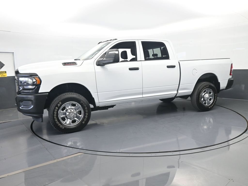 Used 2024 RAM 3500 Tradesman AWD/4WD image 2