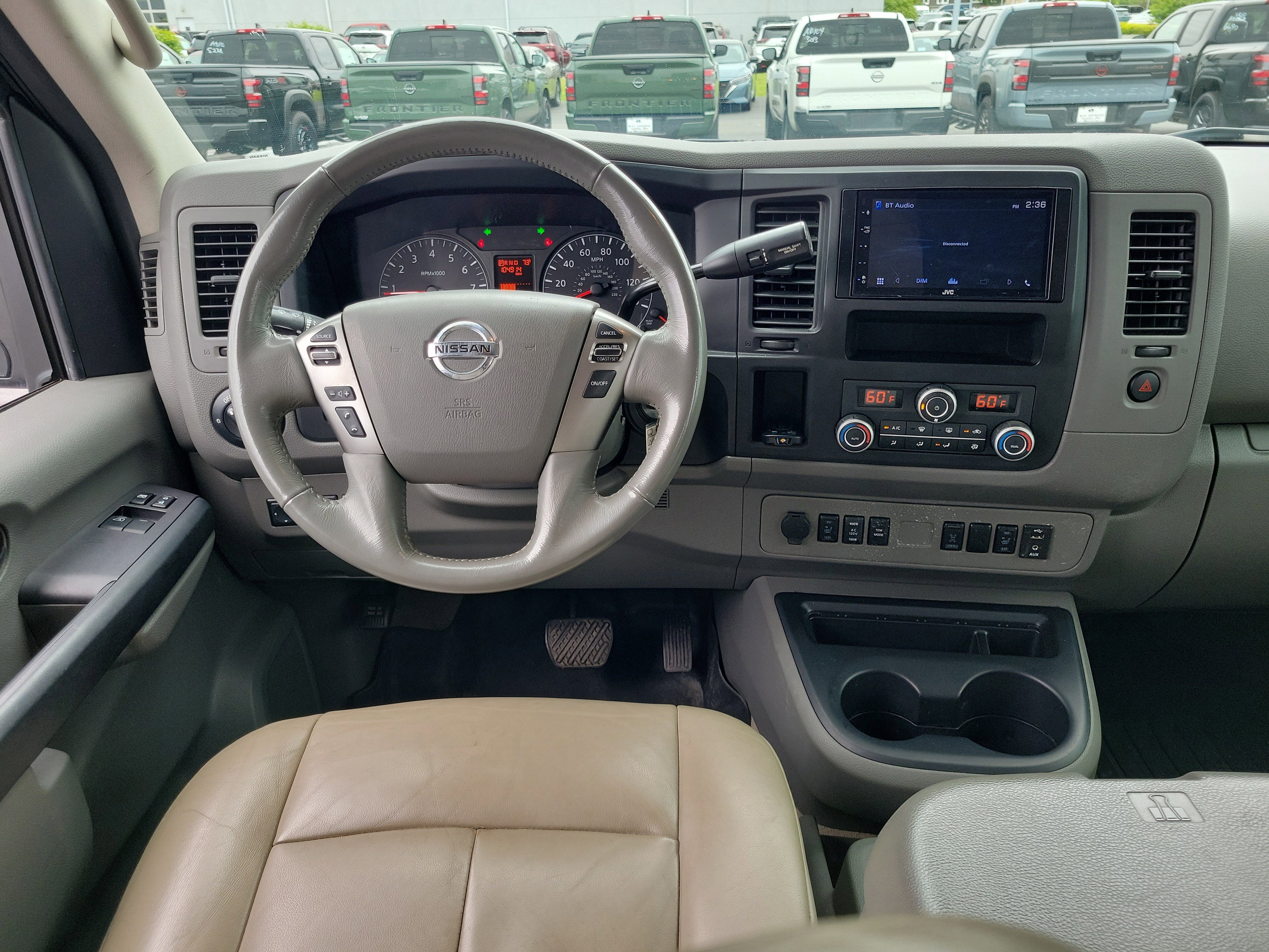 Used 2019 Nissan NV 3500 SL RWD image 13
