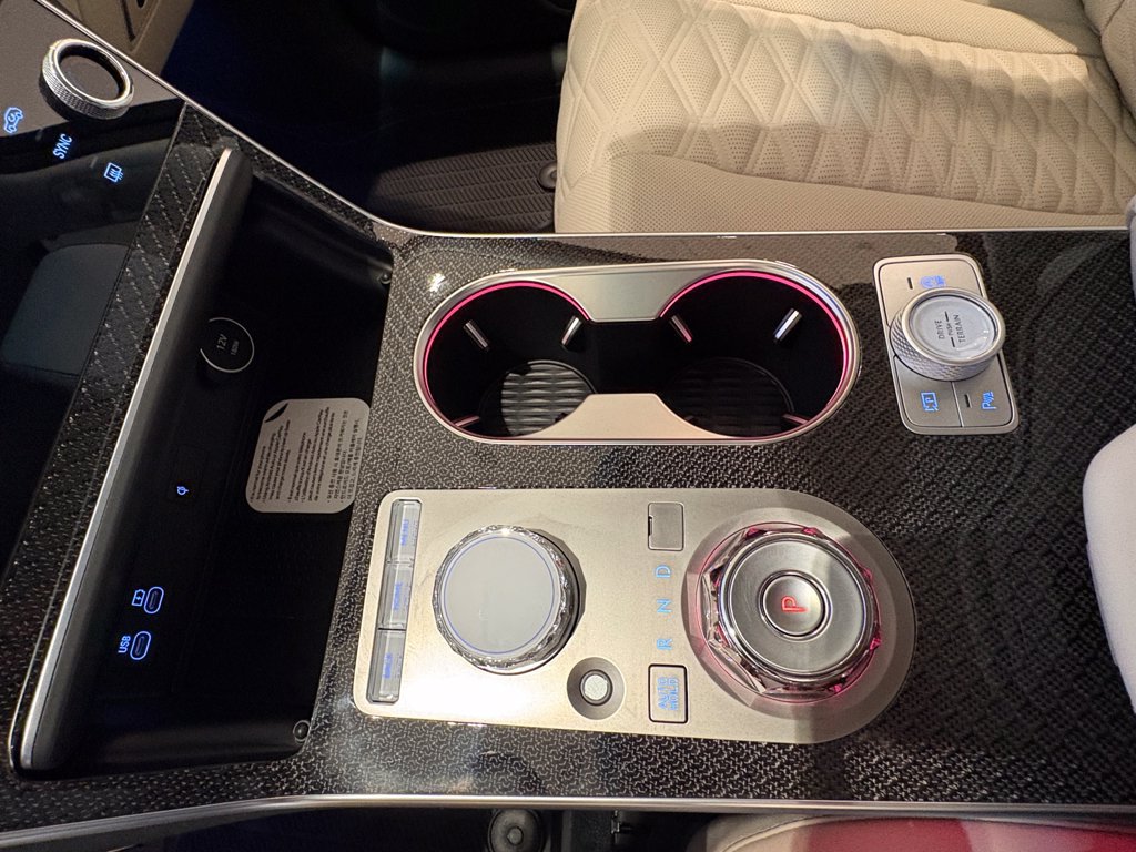 New 2026 Genesis GV80 3.5T e-SC AWD/4WD image 26