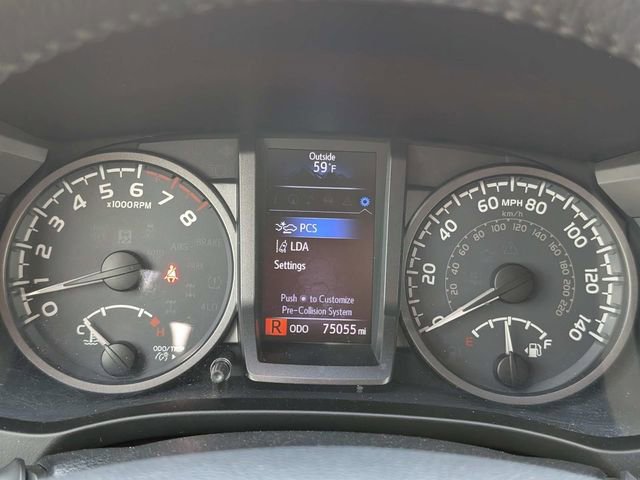 Used 2018 Toyota Tacoma TRD Sport RWD image 30
