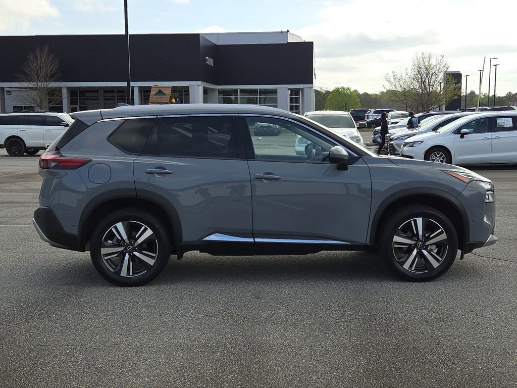 Used 2023 Nissan Rogue Platinum w/ Platinum Premium Package image 7