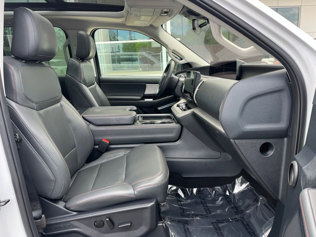 Certified 2025 Ford Expedition Max Active AWD/4WD image 22