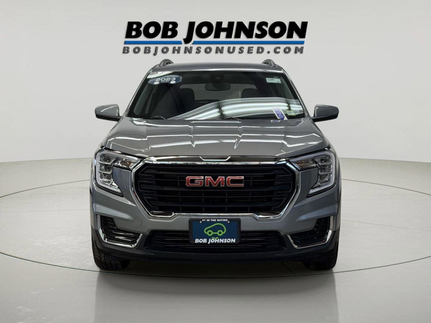 Certified 2023 GMC Terrain SLE w/ Driver Convenience Package image 9