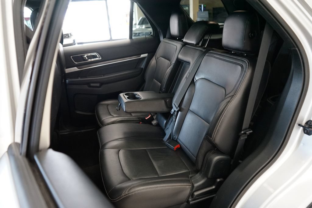 Used 2019 Ford Explorer Limited w/ Class III Trailer Tow Package AWD/4WD image 49
