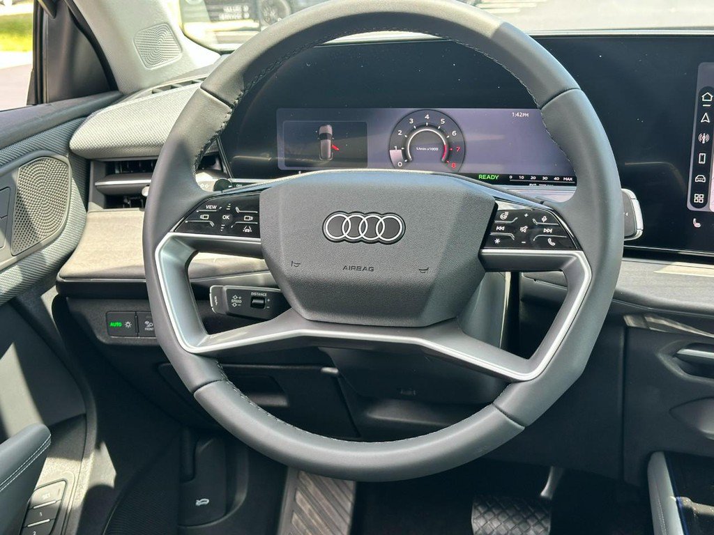 New 2026 Audi Q3 quattro 2.0T AWD/4WD image 9