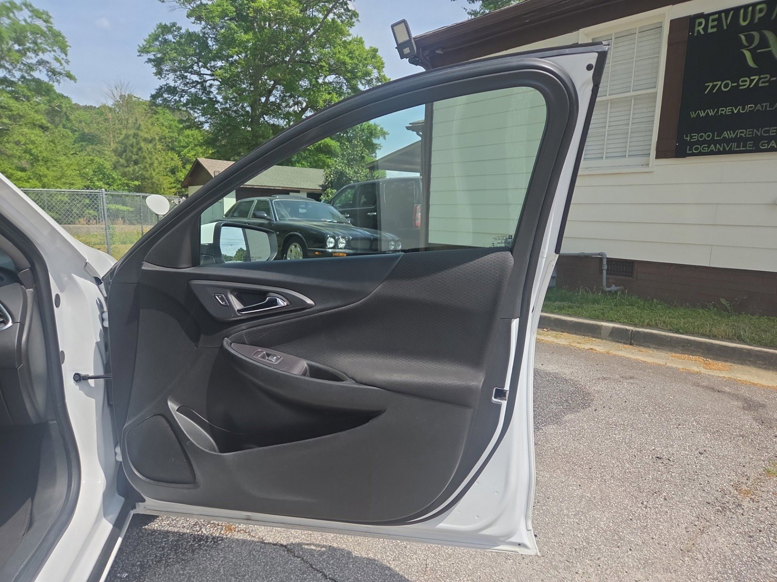 Used 2019 Chevrolet Malibu LT image 25