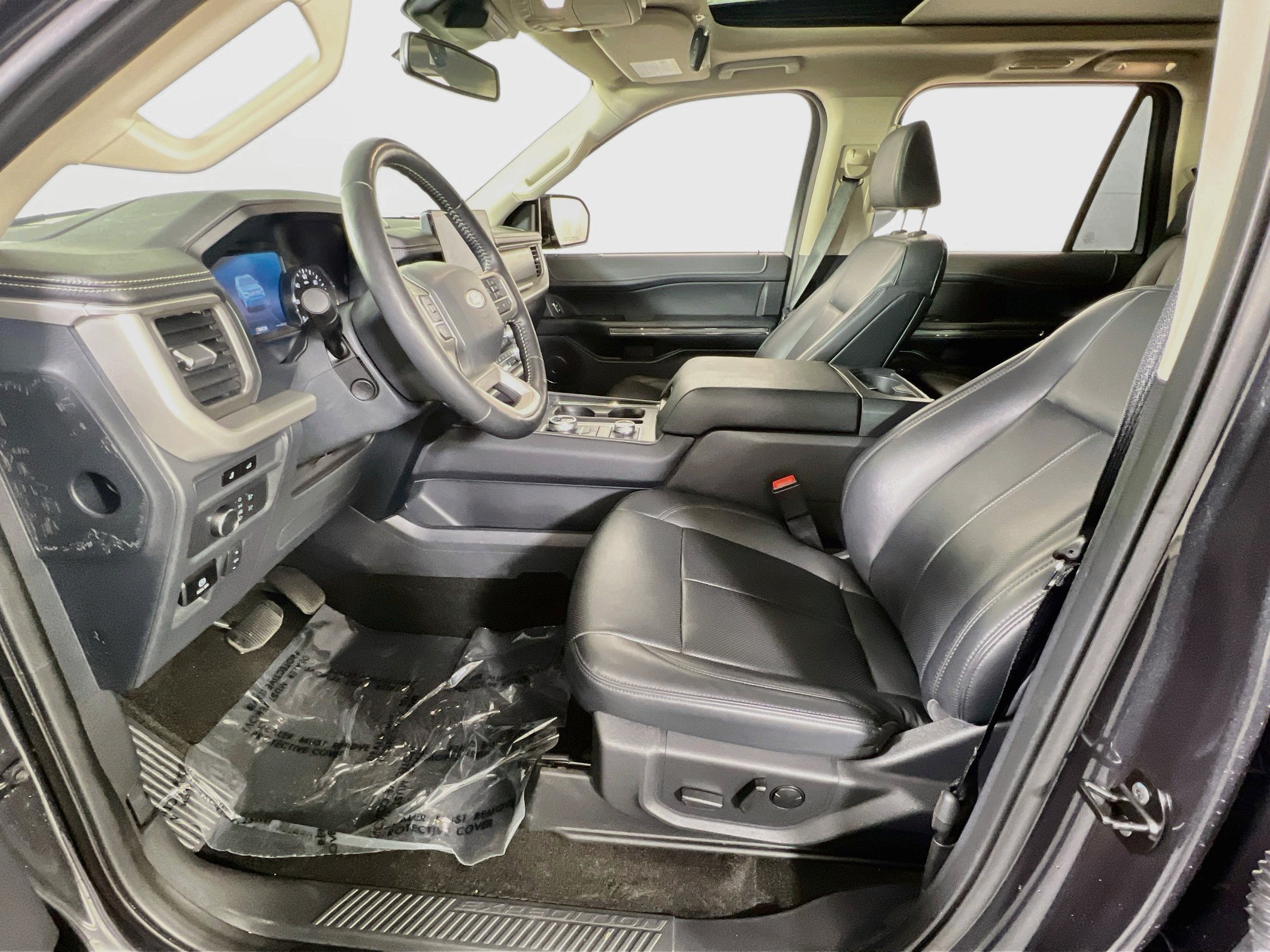Used 2022 Ford Expedition XLT AWD/4WD image 21
