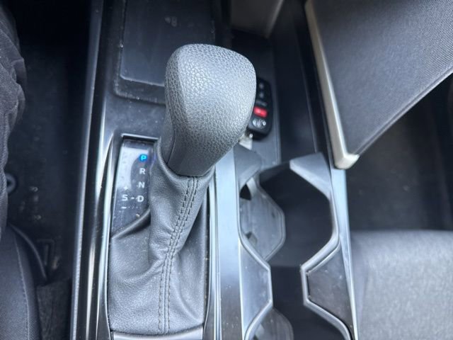 Used 2025 Toyota Camry LE w/ Convenience Package AWD/4WD image 18