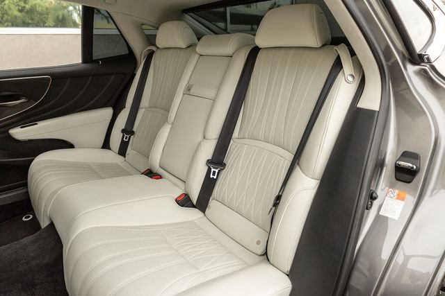 Used 2023 Lexus LS 500 image 12
