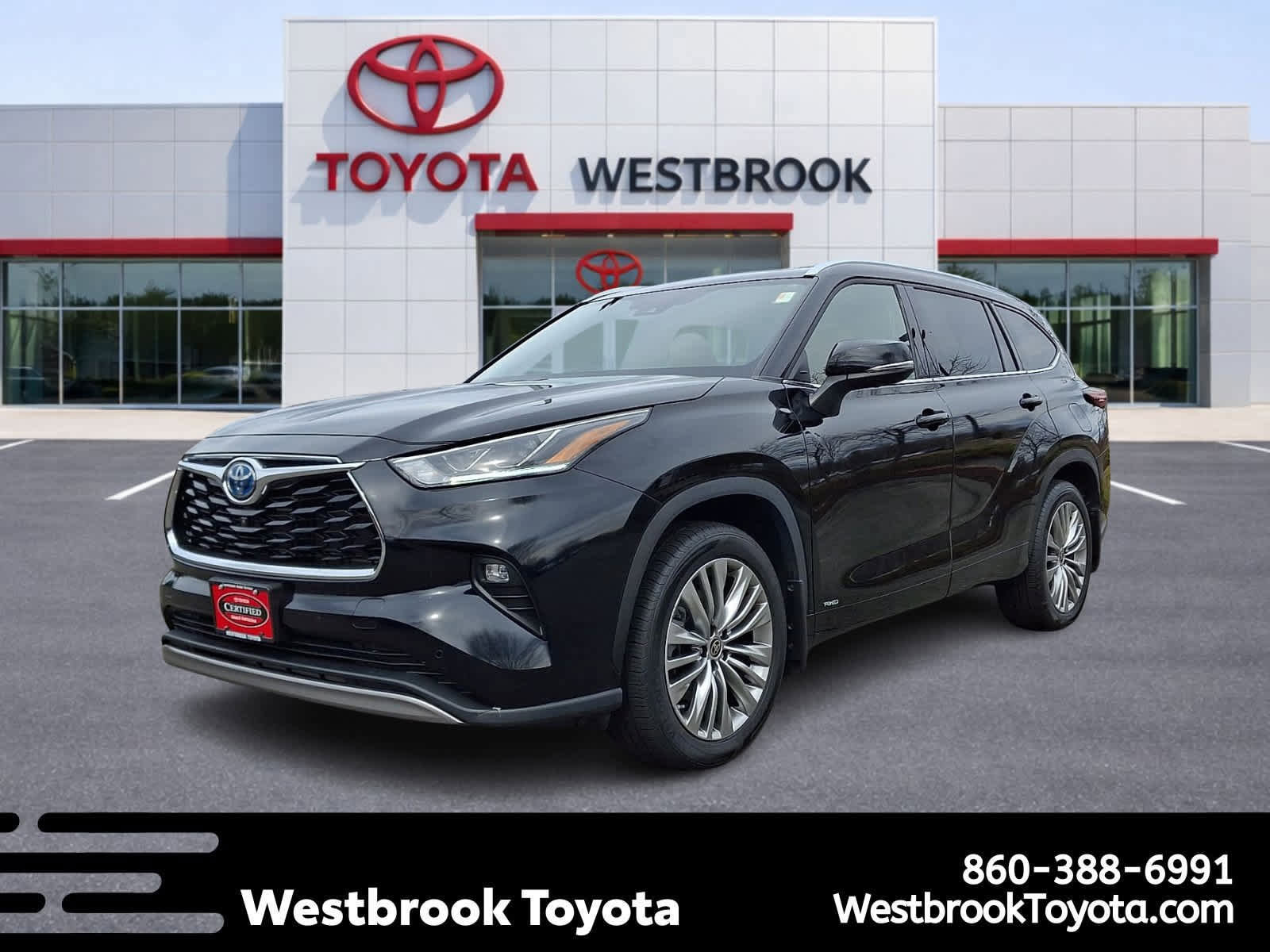 Used 2024 Toyota Highlander Platinum image 1