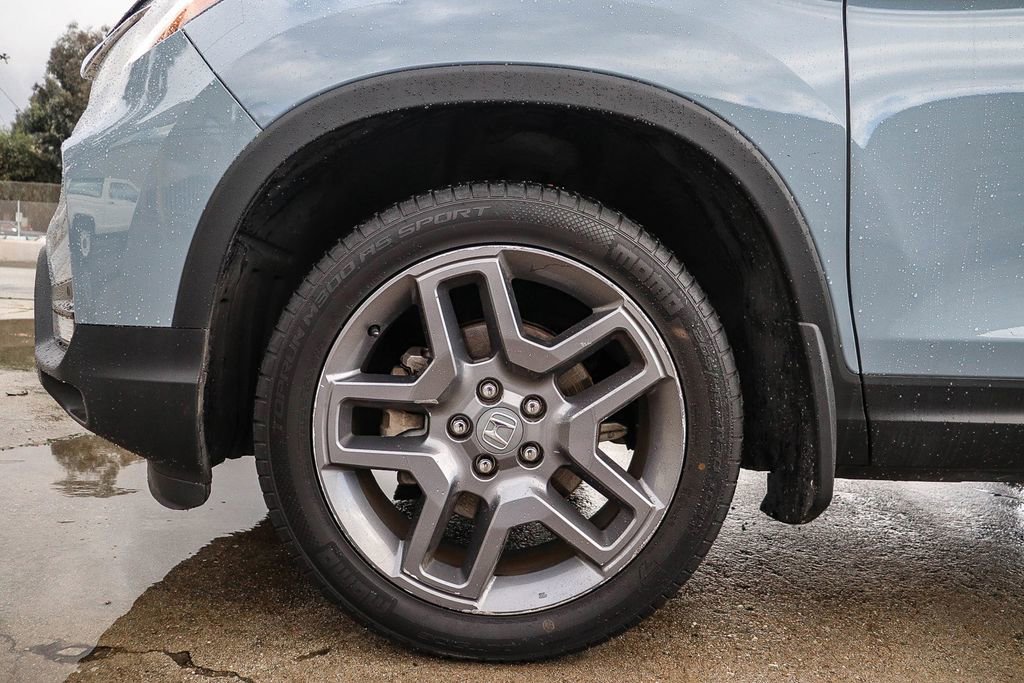 Used 2023 Honda Passport EX-L image 11