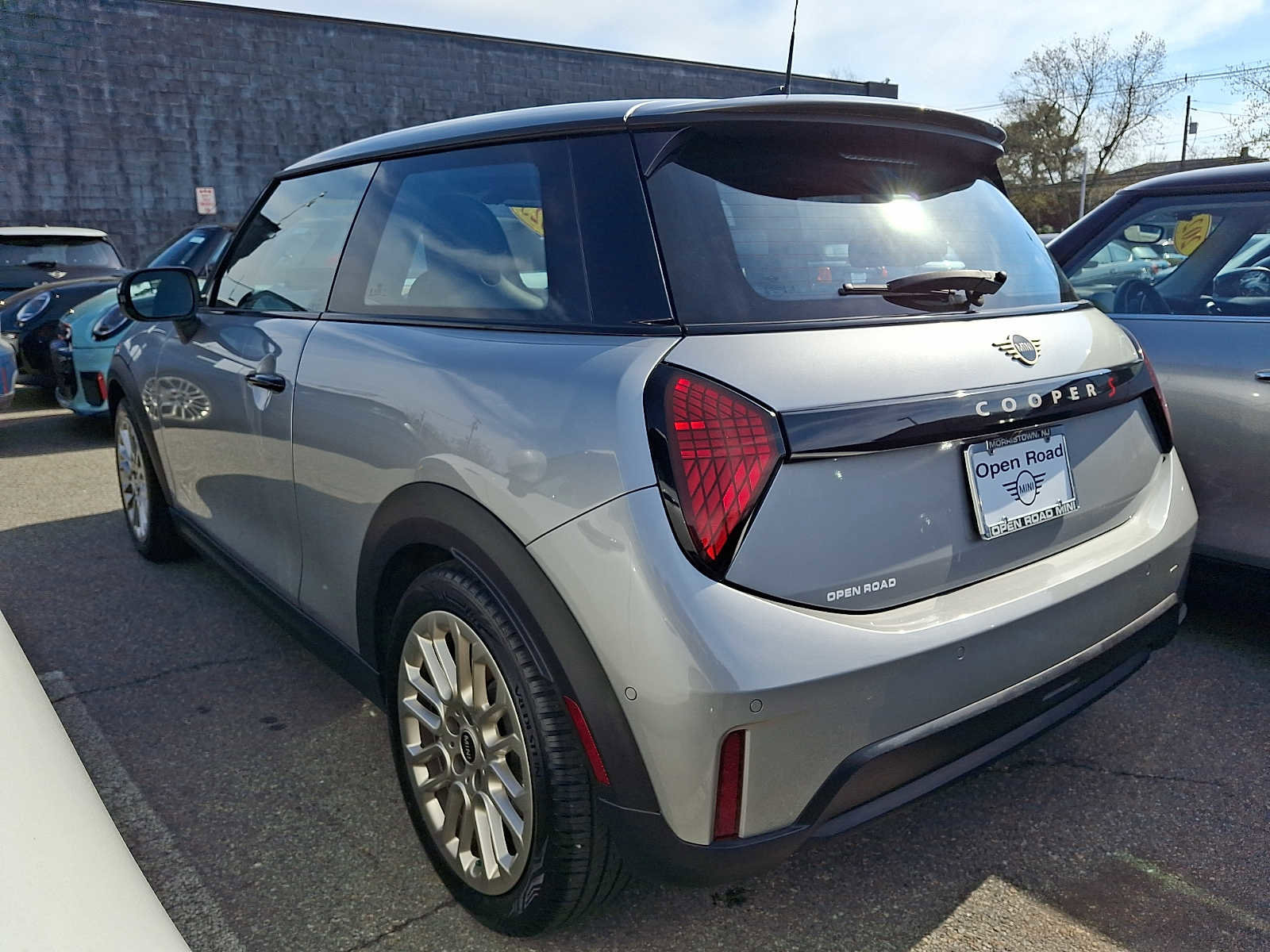 Used 2025 MINI Cooper S FWD image 4