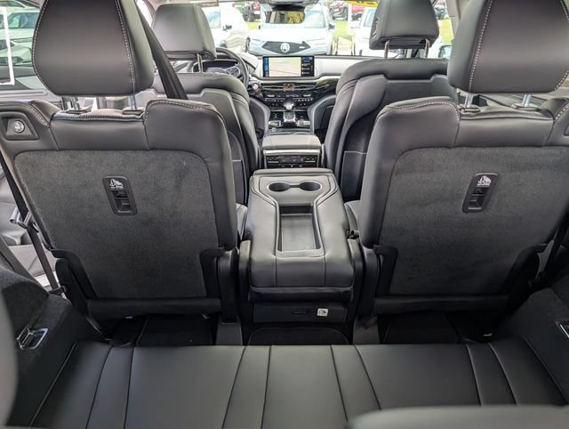 Used 2026 Acura MDX w/ Technology Package FWD image 18