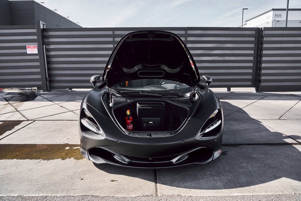 Used 2020 McLaren 720S Spider image 18