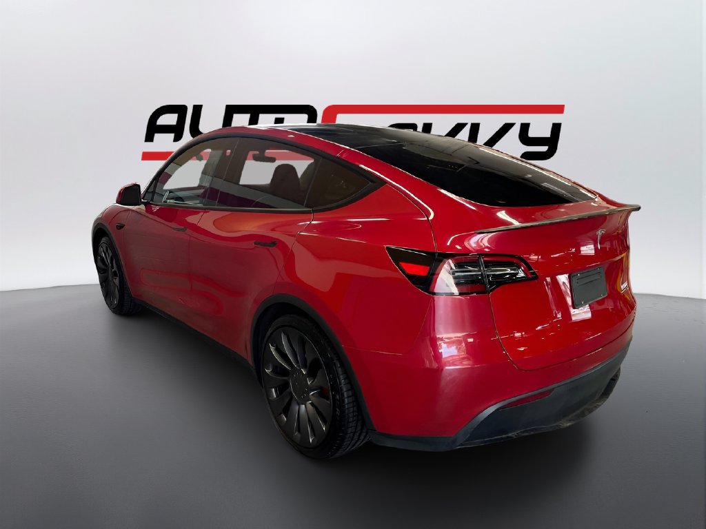 Used 2023 Tesla Model Y Performance AWD/4WD image 5